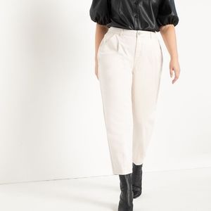 Elloqui High Waisted Pleated Jeans